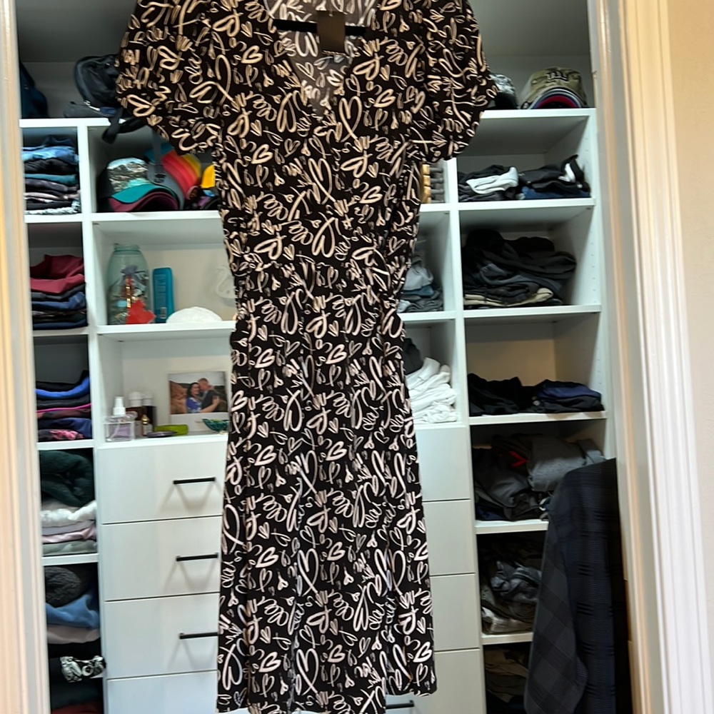 Torrid knee length dress with pockets and tie in back size 00